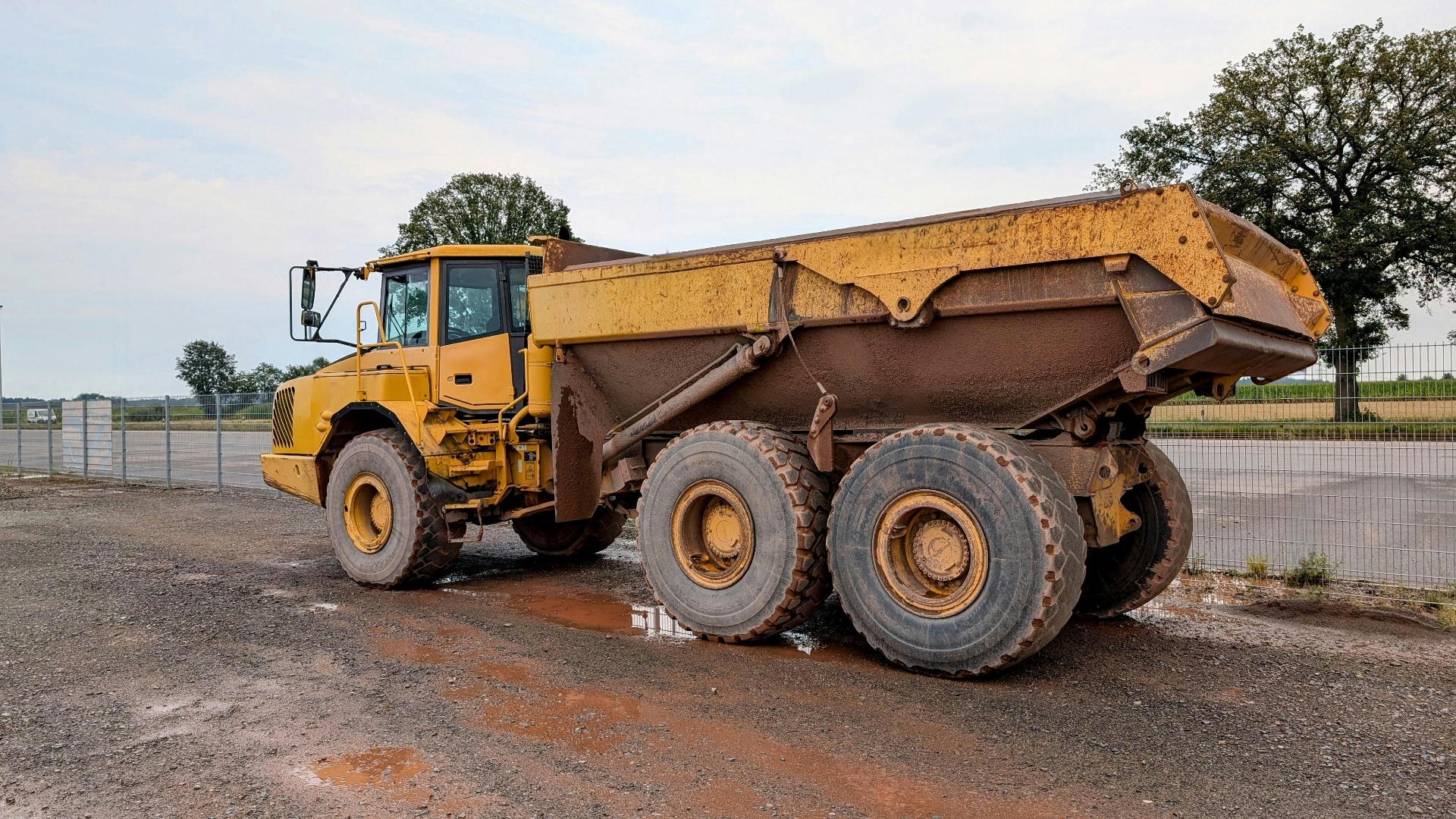 Recycled crushed brick and aggregate at Andy Campbell Recycling depot